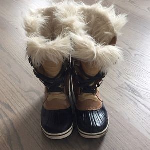 Girls Sorel Boots